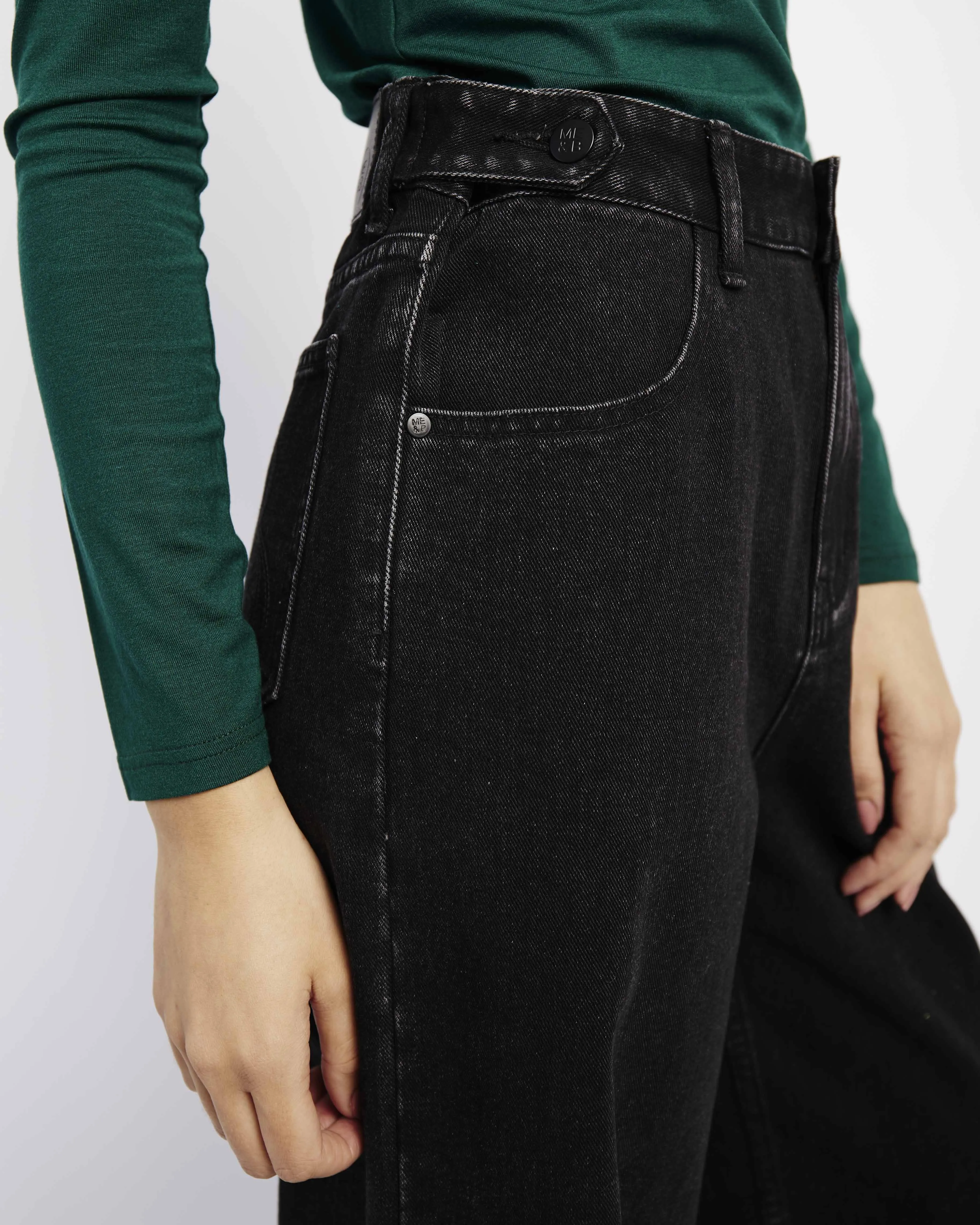 Adjustable Waist Jean in Black