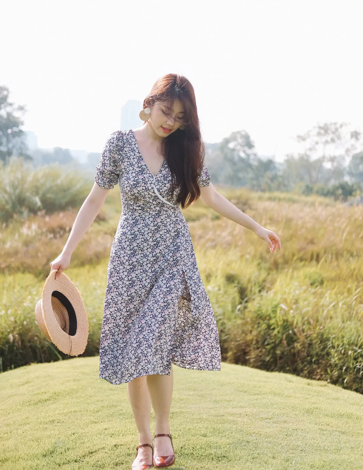 Nyla Floral Dress in Dark Navy